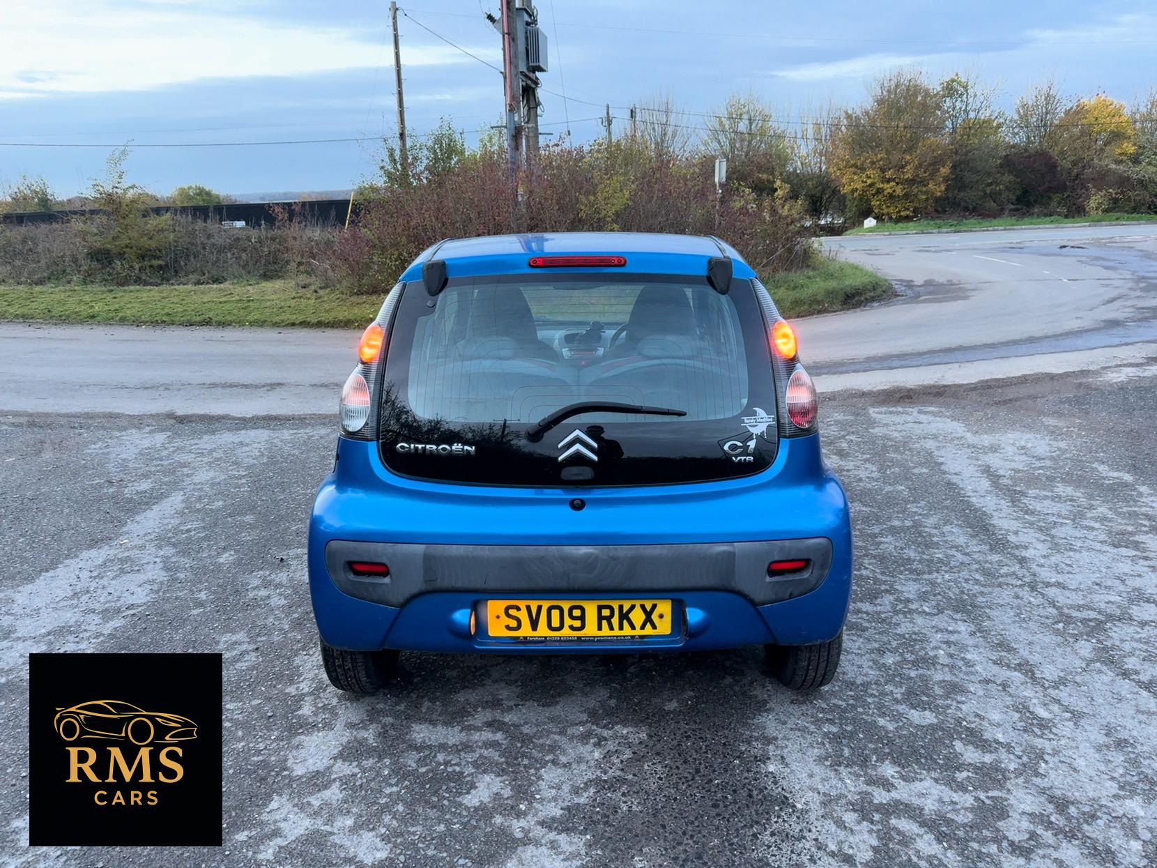 Citroen C1 1.0i VTR Hatchback 5dr Petrol Manual Euro 4 (68 ps)