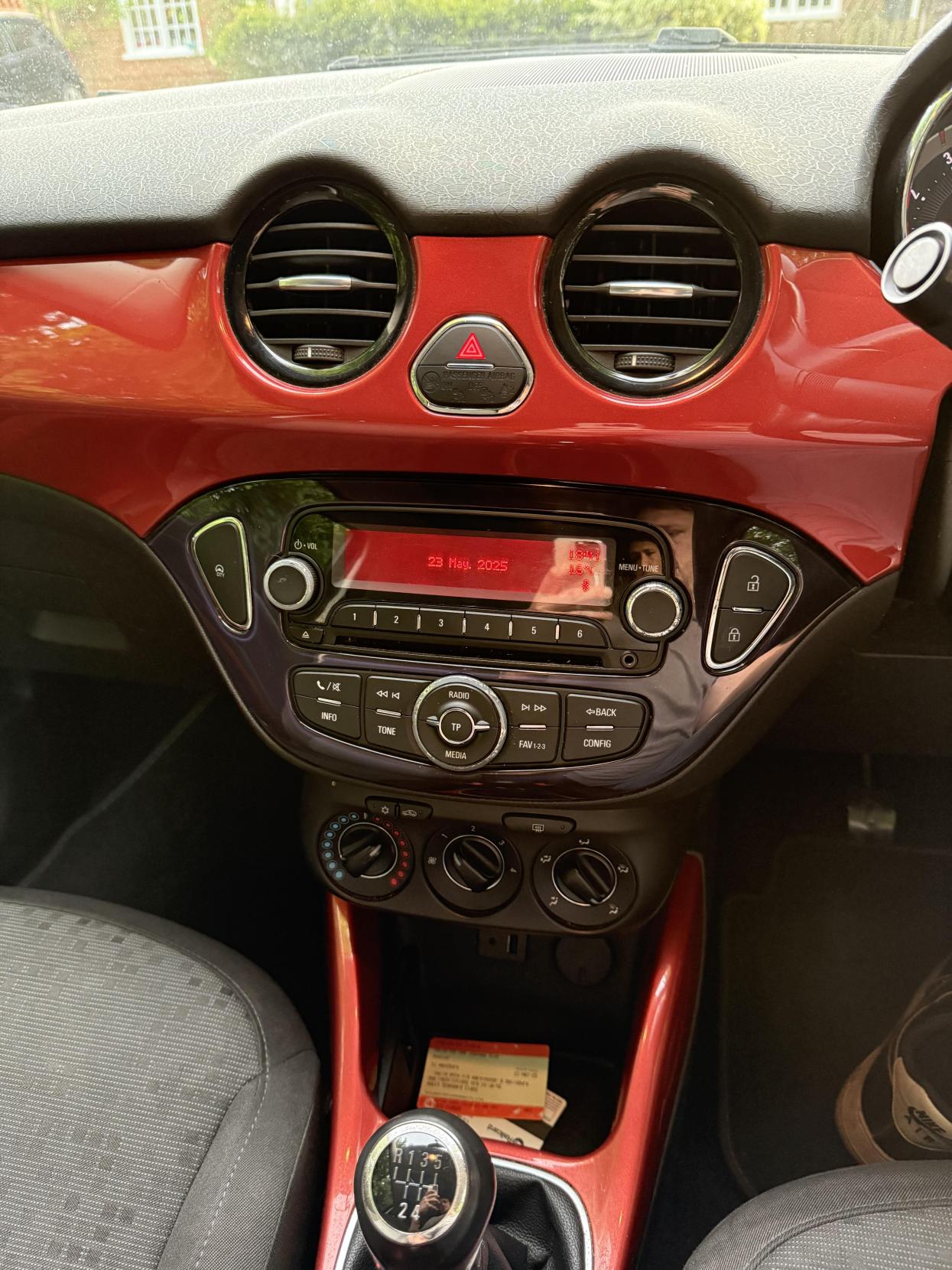 Vauxhall ADAM 1.4 16v JAM Hatchback 3dr Petrol Manual Euro 5 (87 ps)